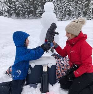 Meet your Posher, Devin